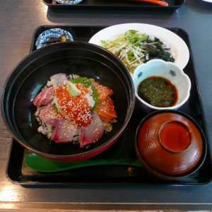 あかもく丼【割烹旅館かねやす】福岡県北九州市