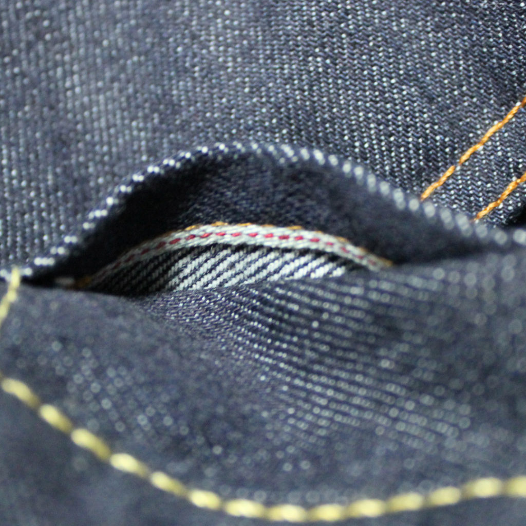 ウォッチポケット裏