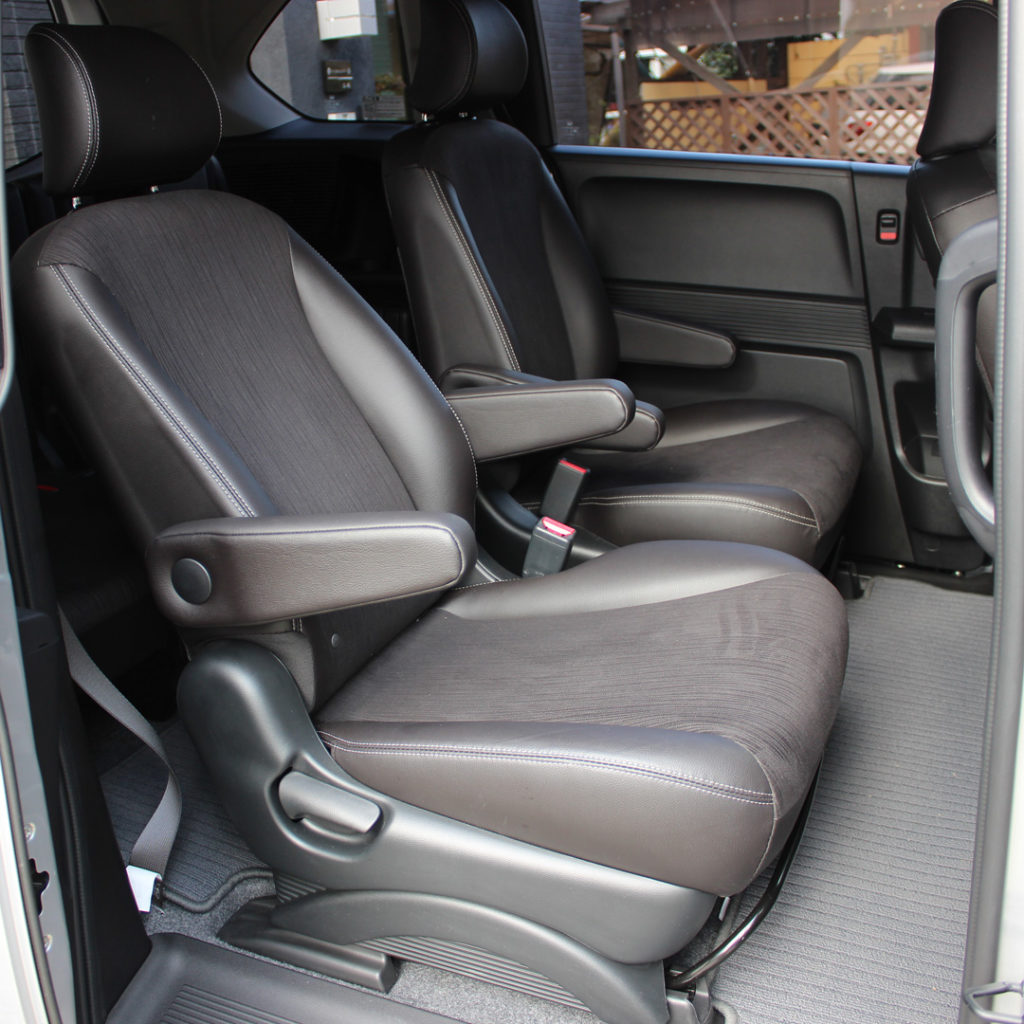 Honda FREED GB3 後席