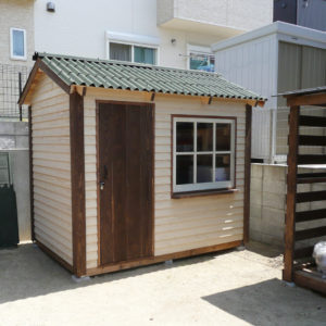 木製物置小屋＆薪ストック