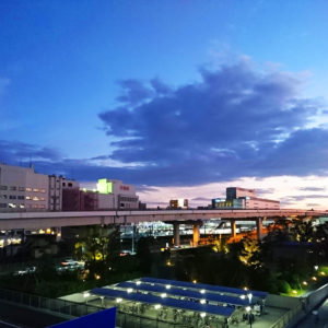 負のスパイラル