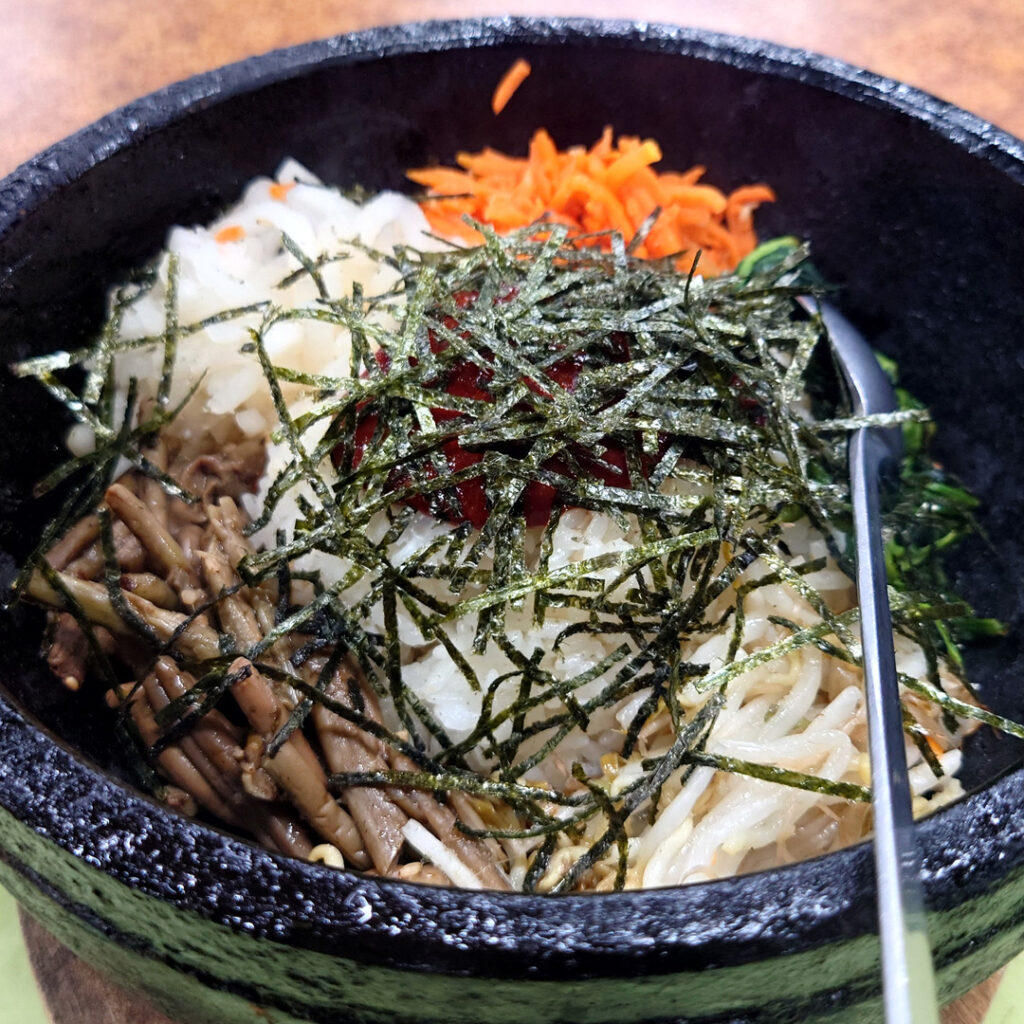 びっくり市の石焼ビビンバ