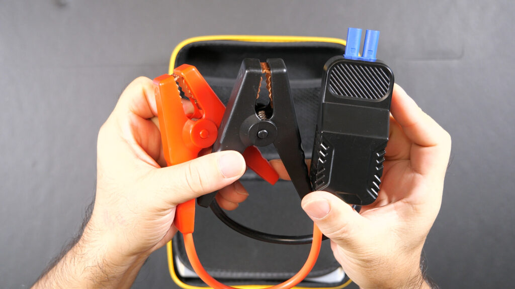 ジャンプスタート用ワニ口