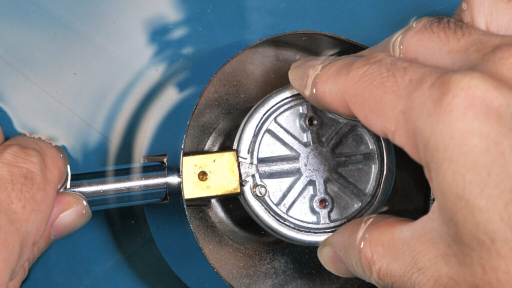 ダイヤフラム裏の空気漏れ